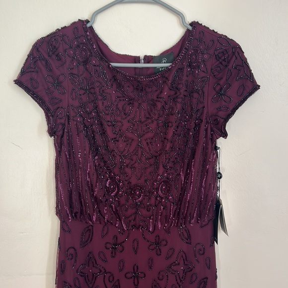 Beautiful Adrianna Papell beaded gown - Picture 2 of 8